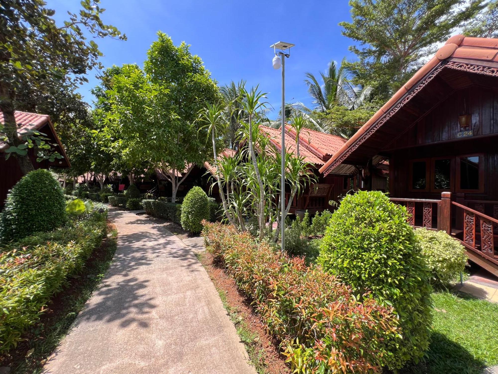 Diamond Beach Resort Ao Nam Mao Exterior photo
